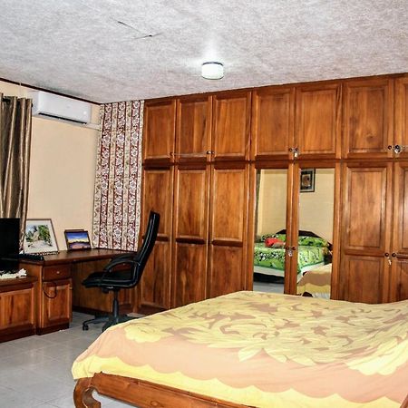 Tahiti - Sanny'S Place Family Room & Poo Punaauia  Dış mekan fotoğraf